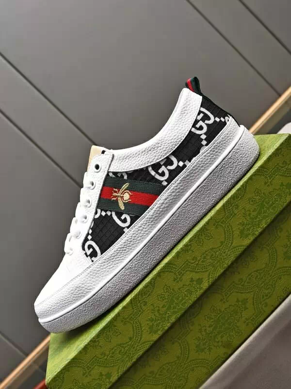 gucci decontractees chaussures pour homme s_12372754